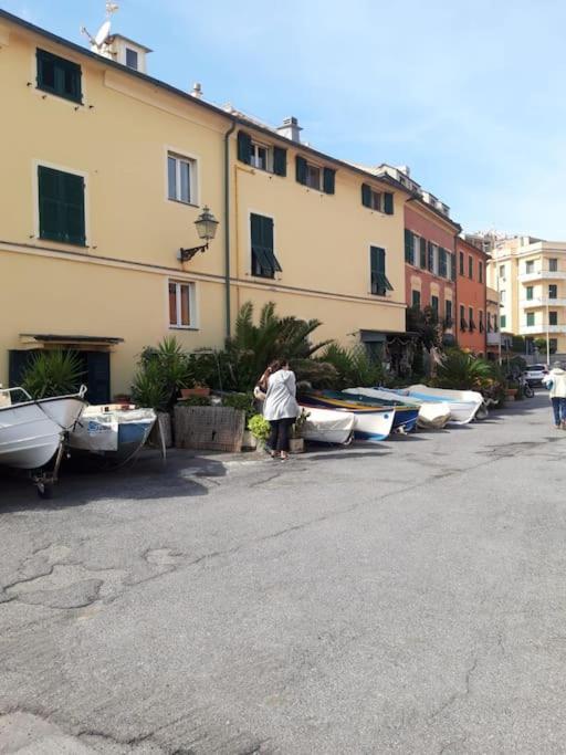 Pisi Home, 2 Min Dalla Spiaggia E Dall' Ospedale Gaslini Genoa Bagian luar foto