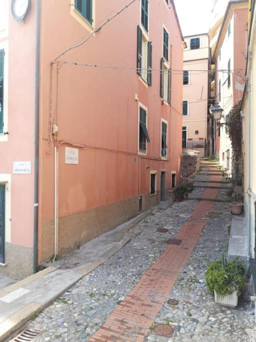 Pisi Home, 2 Min Dalla Spiaggia E Dall' Ospedale Gaslini Genoa Bagian luar foto